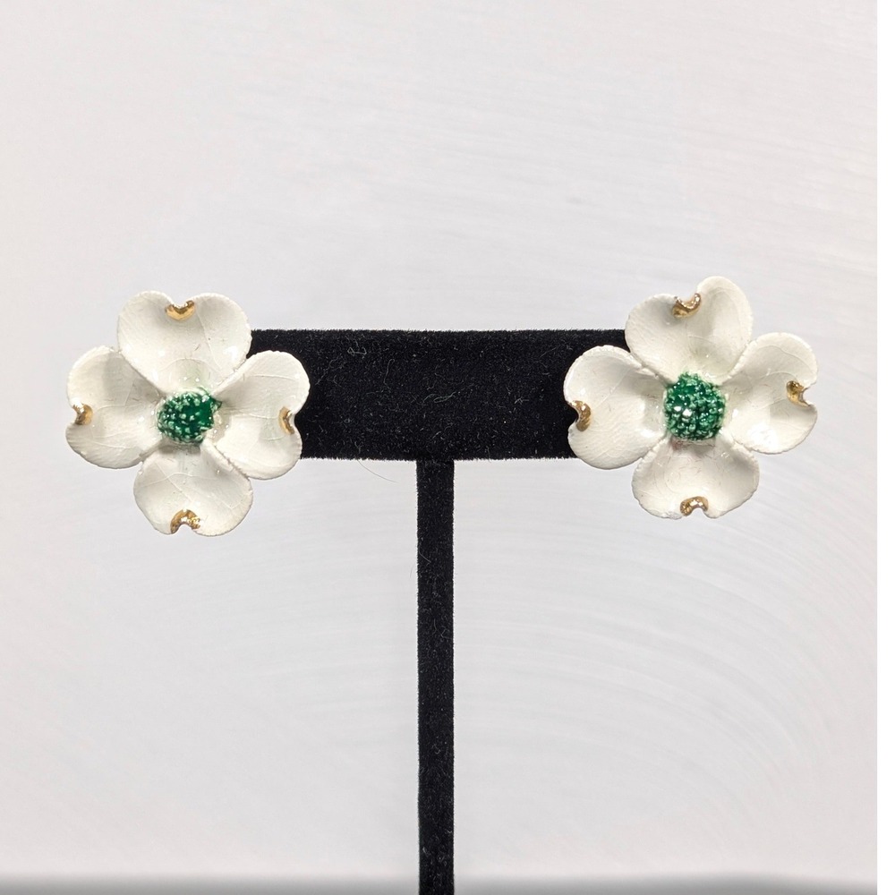 Artisan White Dogwood Flower Earrings Crackle Glaze Ceramic Gold Tip‎ Green